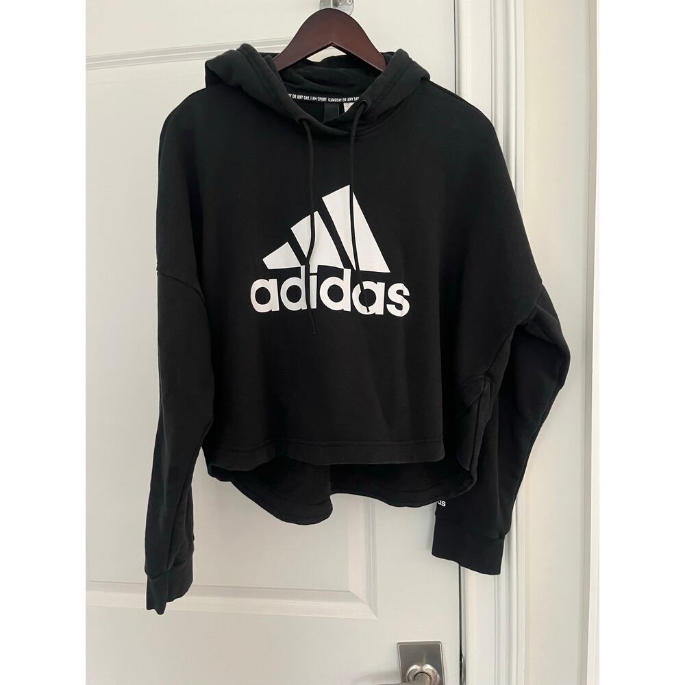 Adidas women’s black cropped sweatshirt Sz. XL logo front